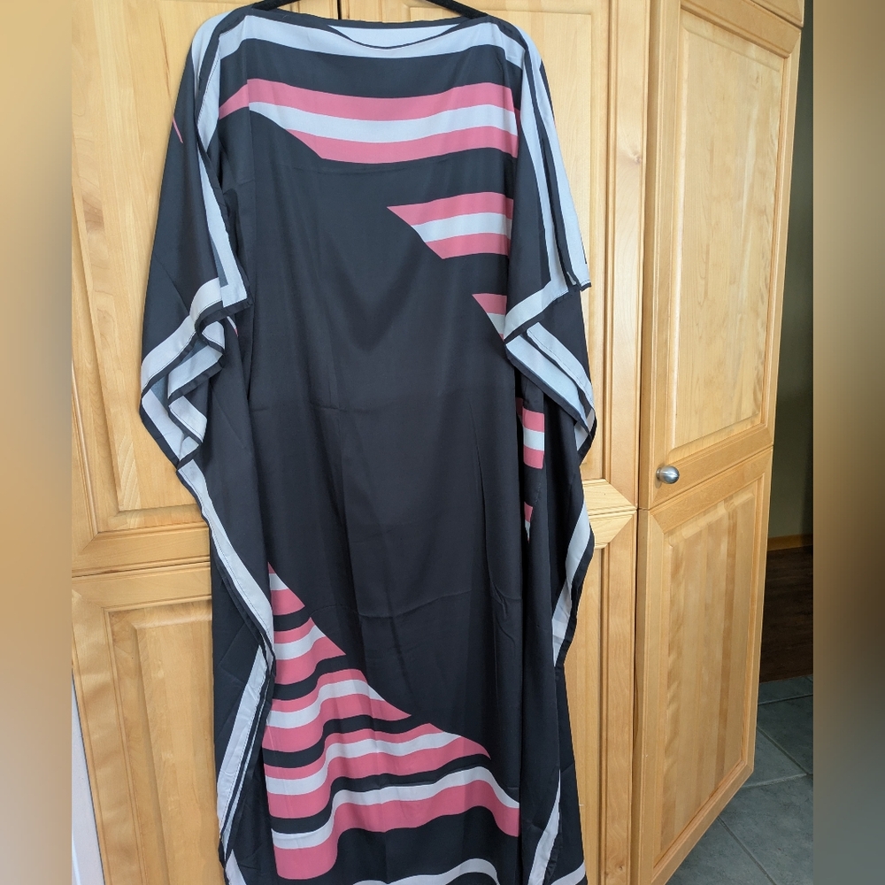 NWT Tom&Eva Kaftan O/S XL